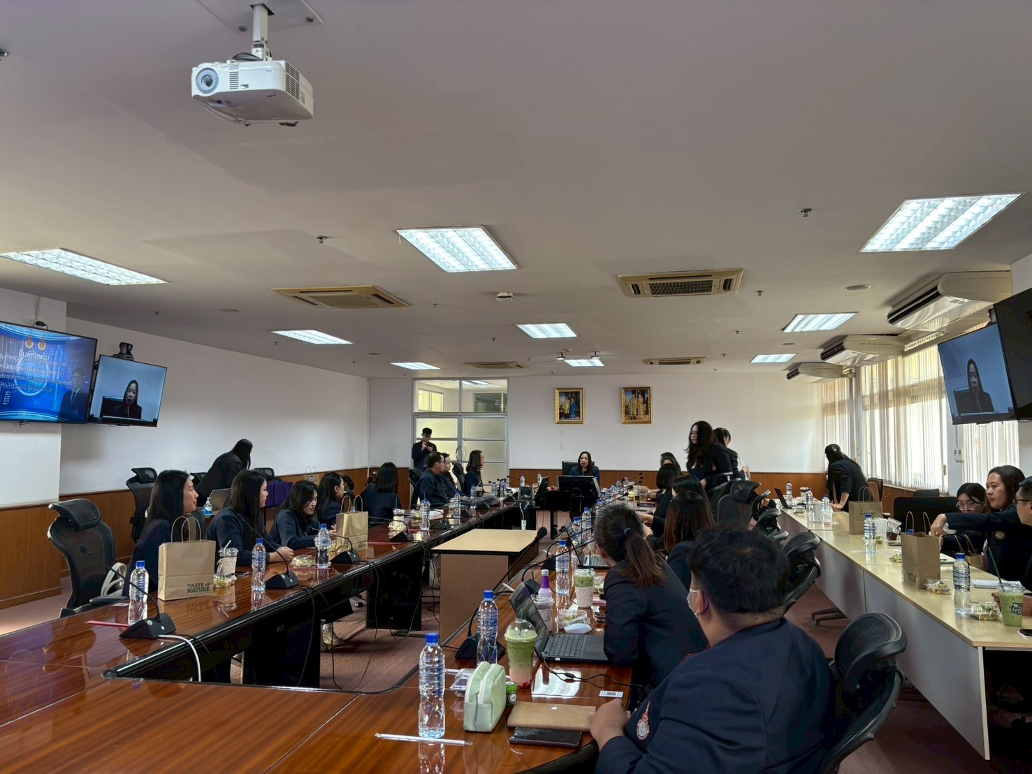 สานสัมพันธ์ มทร.ล้านนา - มทร.ธัญบุรี ภาพที่ 8